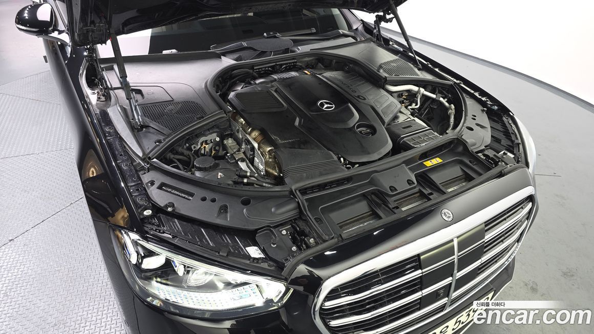 Mercedes-Benz S-Class 2022