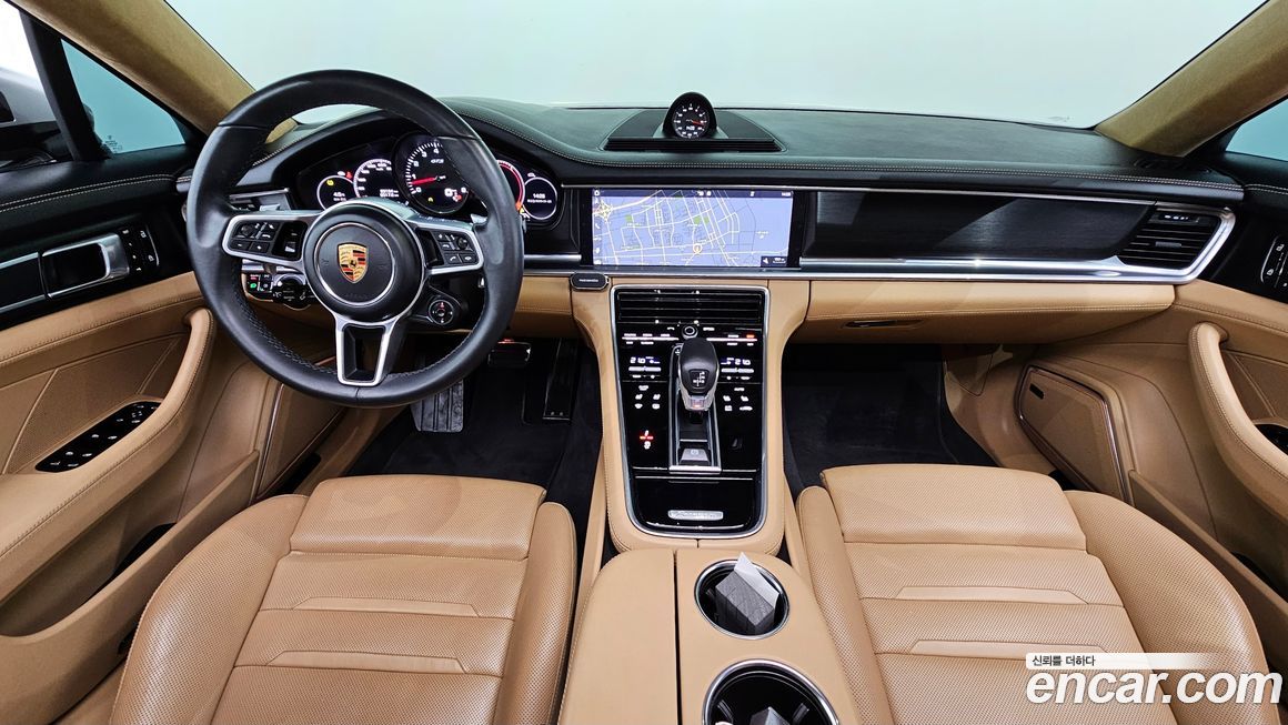Porsche Panamera 2020