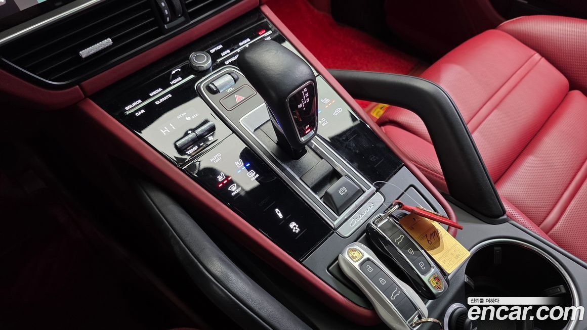 Porsche Cayenne 2023