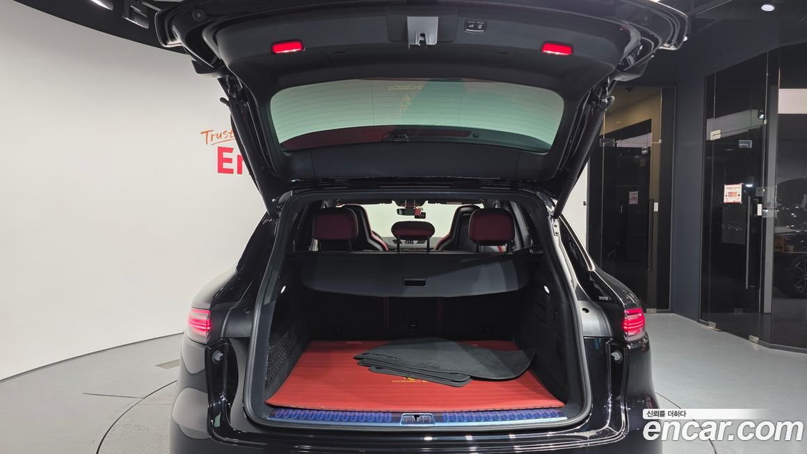 Porsche Cayenne 2023