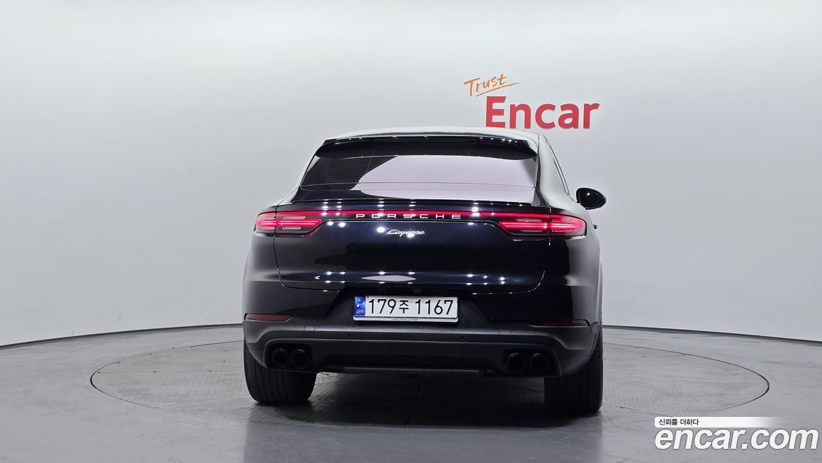Porsche Cayenne 2022