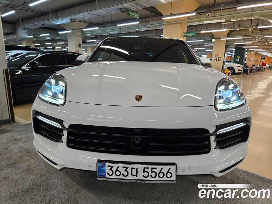 Porsche Cayenne 2022