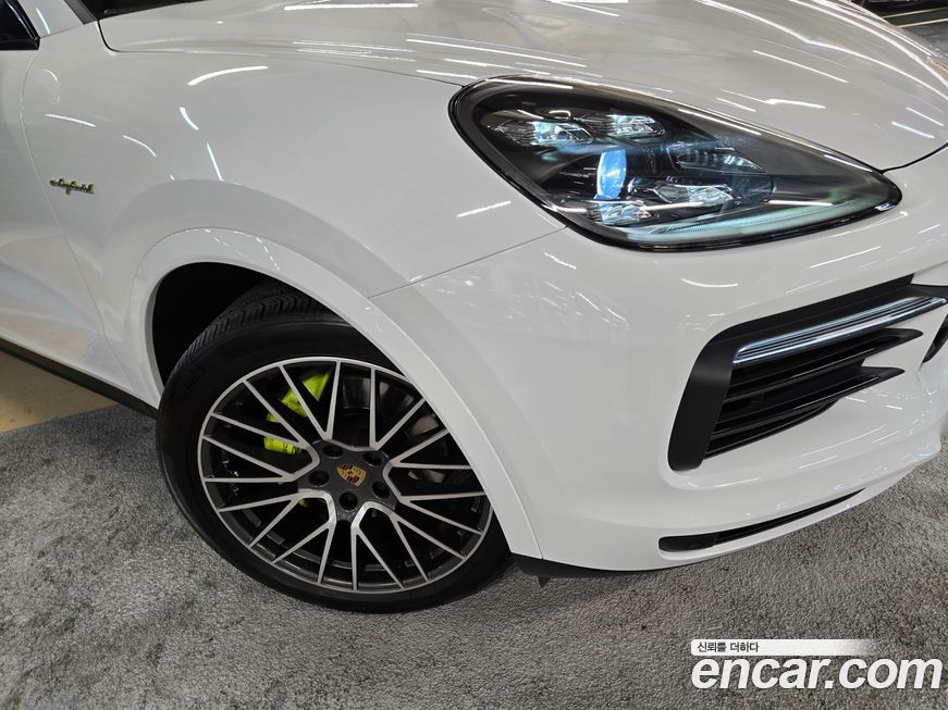 Porsche Cayenne 2022