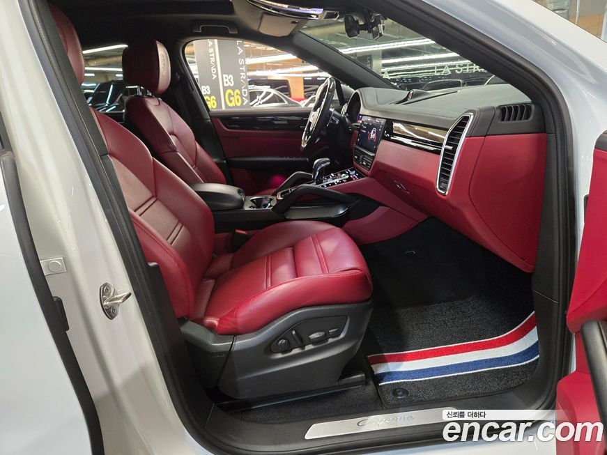 Porsche Cayenne 2022