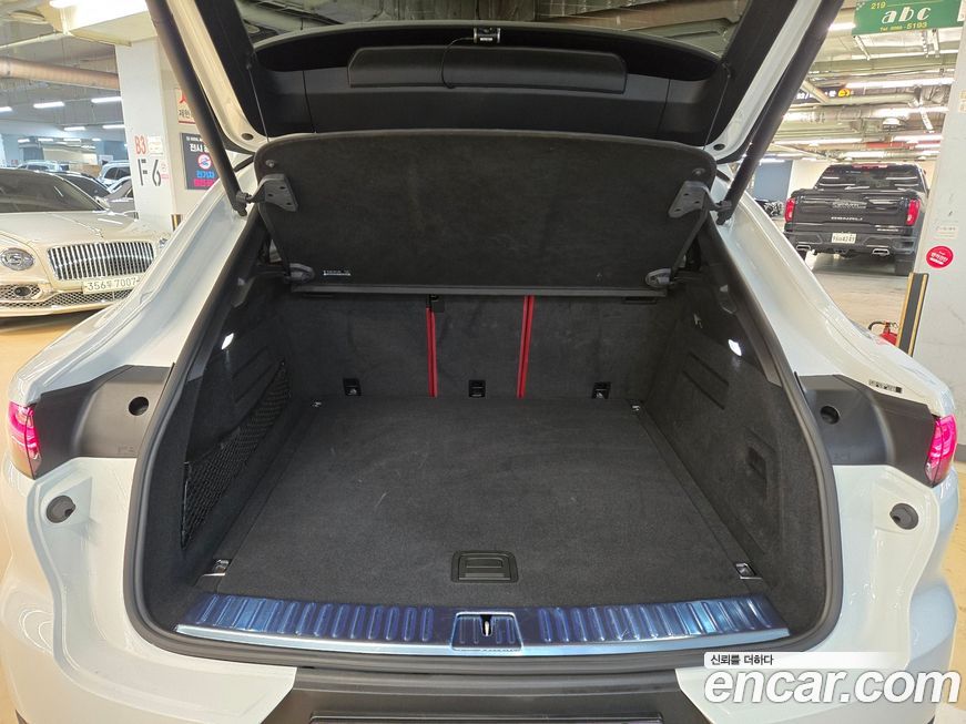 Porsche Cayenne 2022