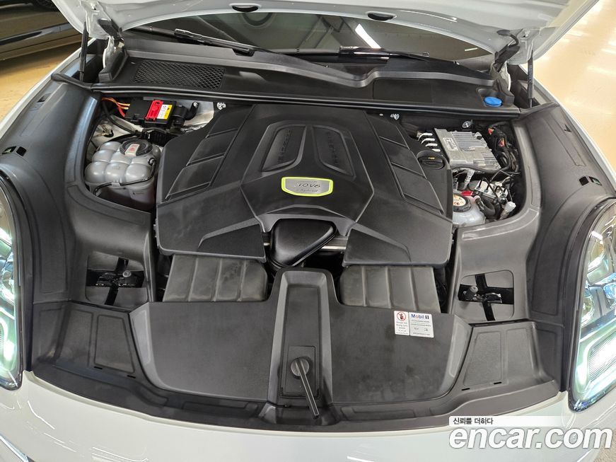 Porsche Cayenne 2022