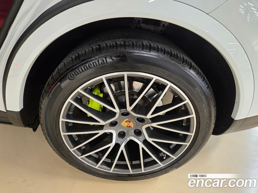 Porsche Cayenne 2022