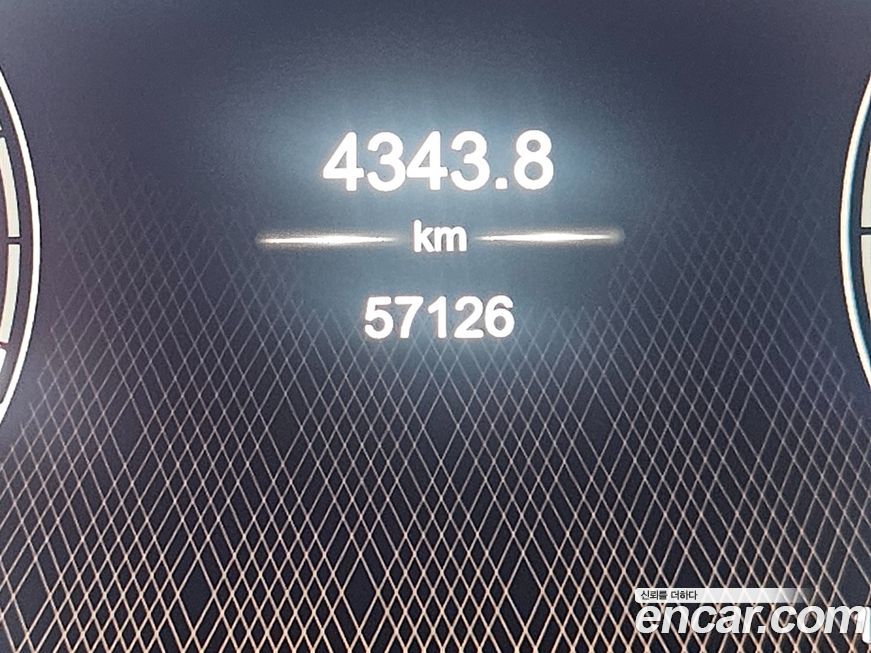 Astonmartin DBX 2021