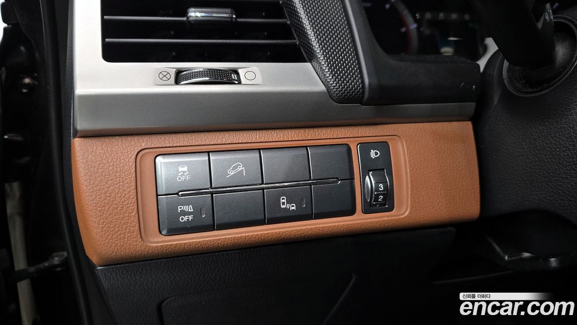 KG_Mobility_Ssangyong Rexton 2019