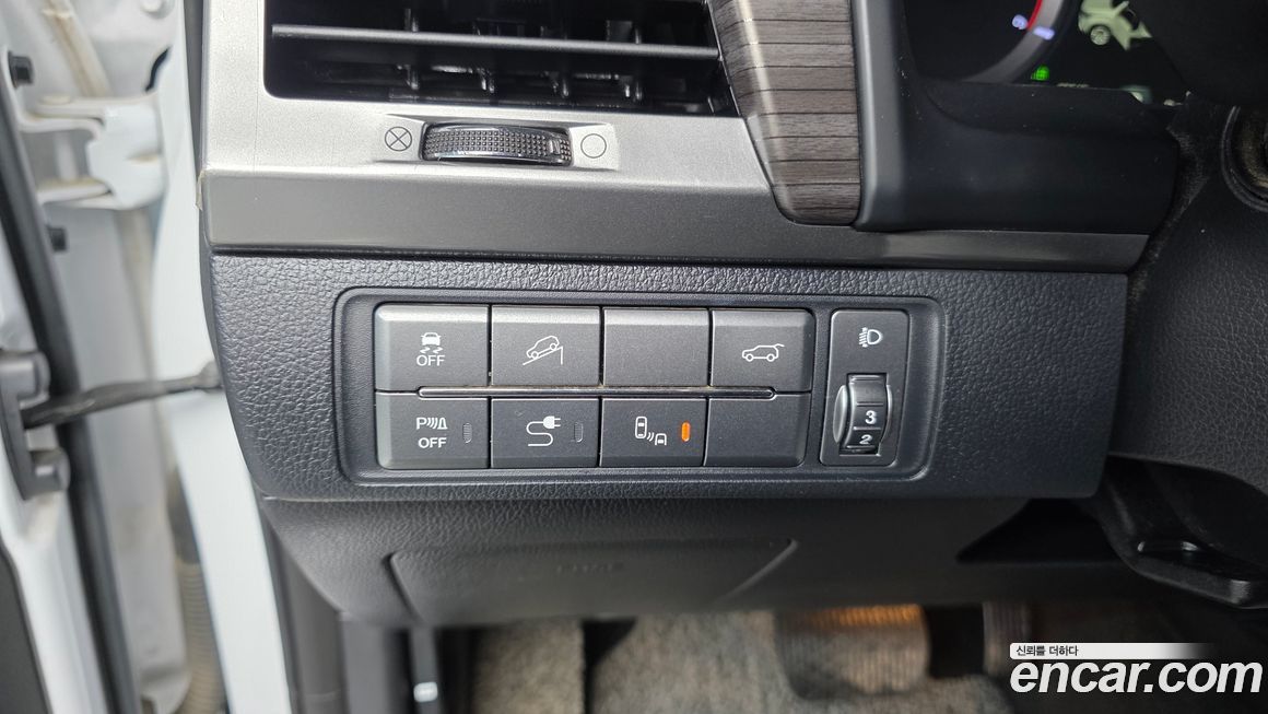 KG_Mobility_Ssangyong Rexton 2019