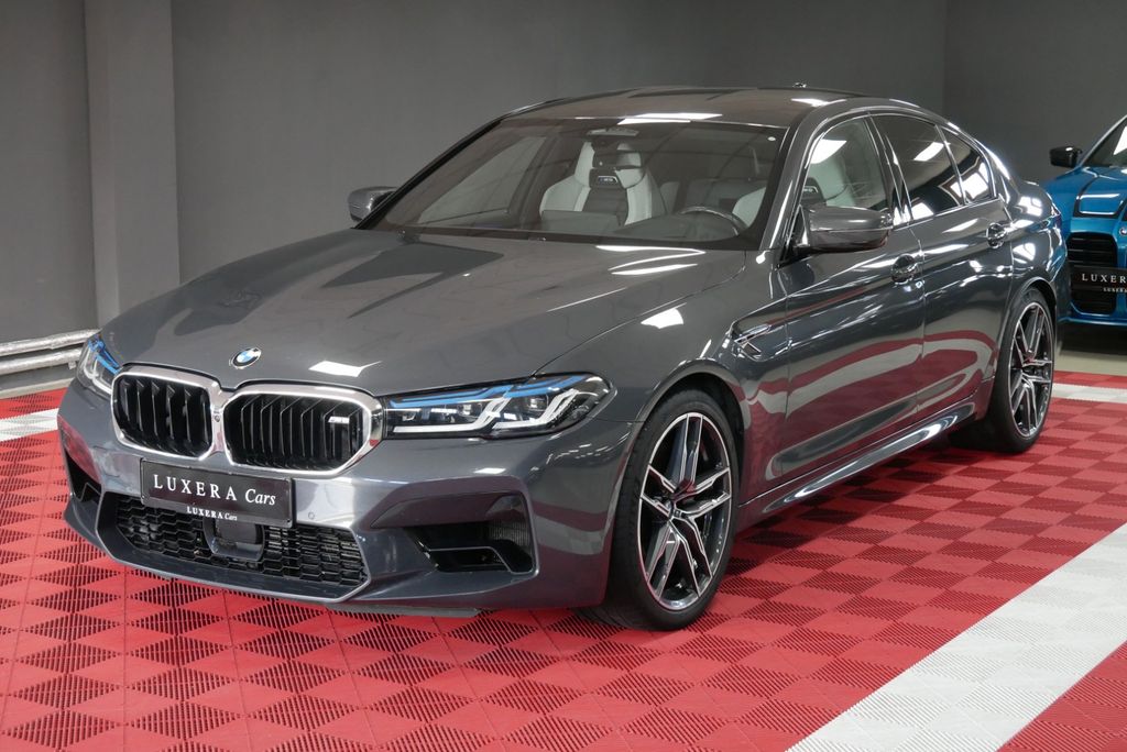 BMW M5 2021
