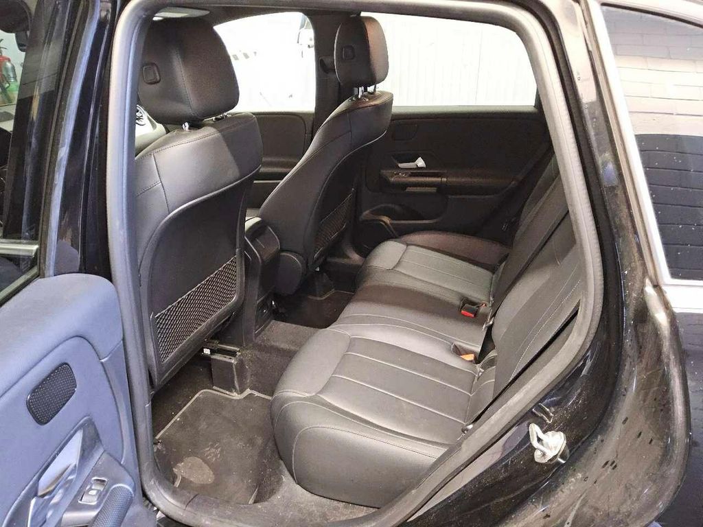 Mercedes-Benz B 250 2022