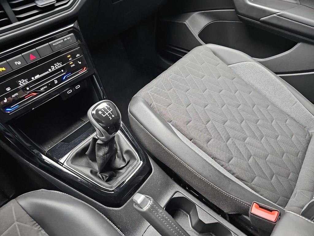 Volkswagen T-Cross 2025