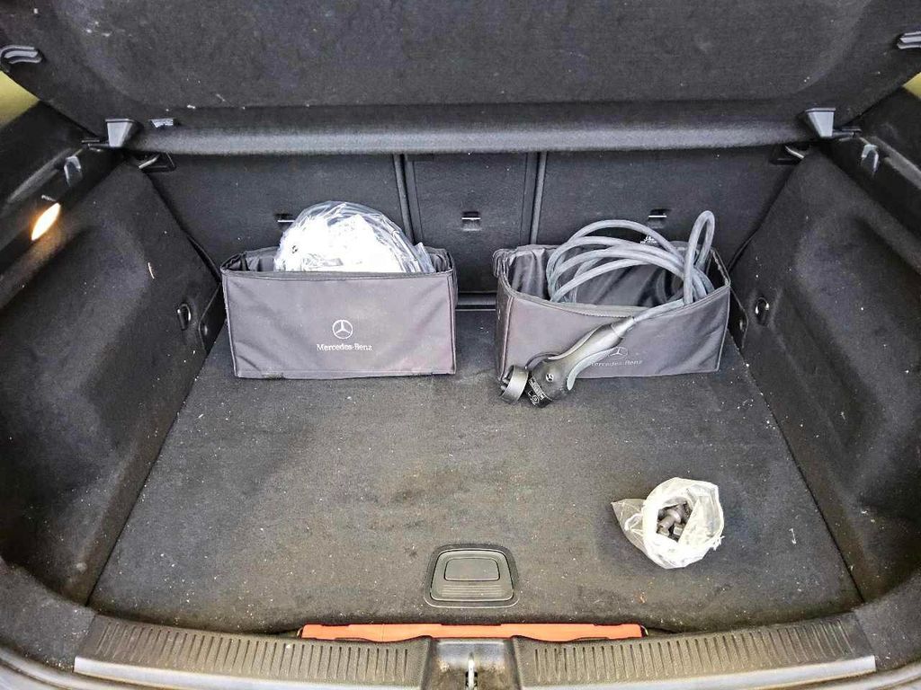 Mercedes-Benz B 250 2022