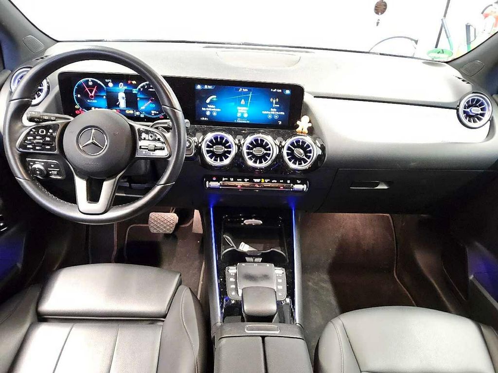 Mercedes-Benz B 250 2022