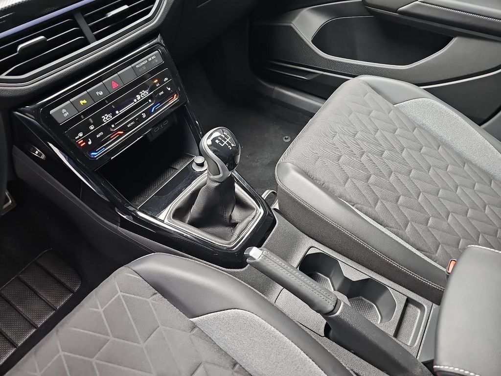 Volkswagen T-Cross 2025