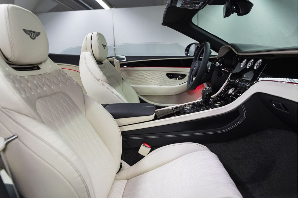 Bentley Continental GTC