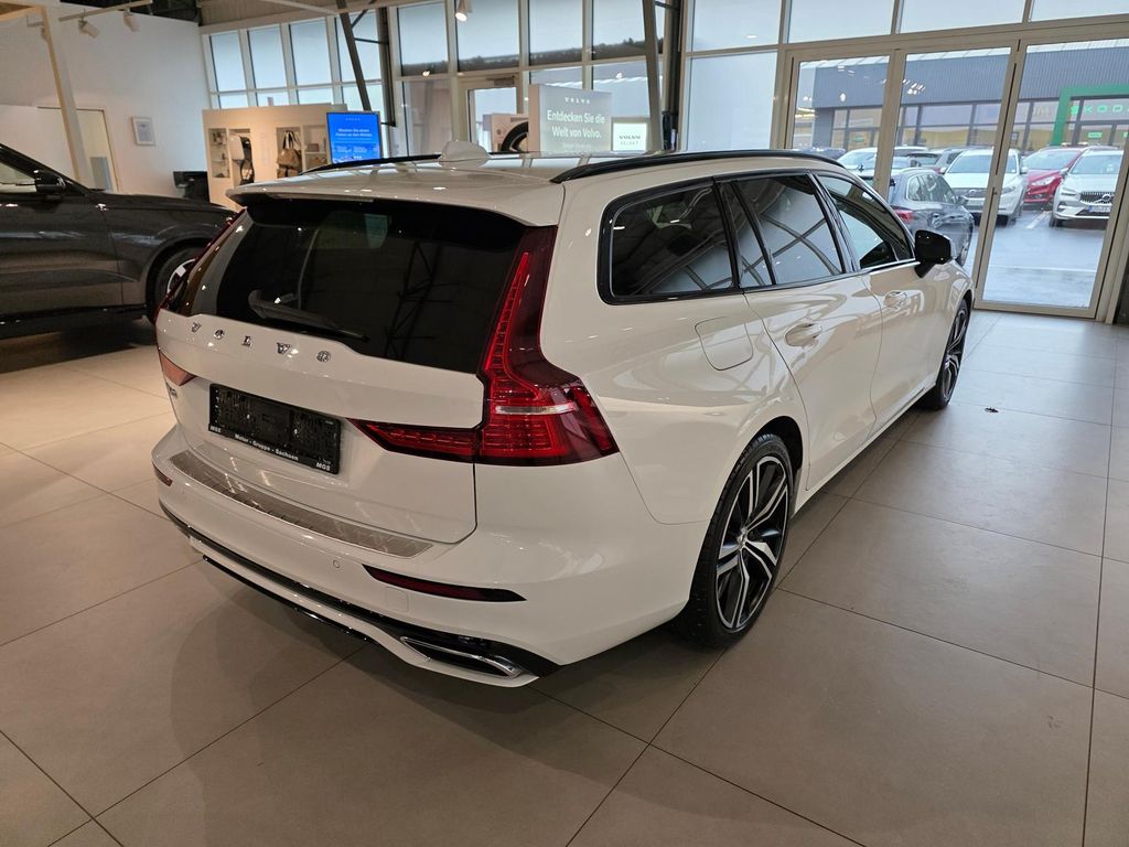 Volvo V60 2021