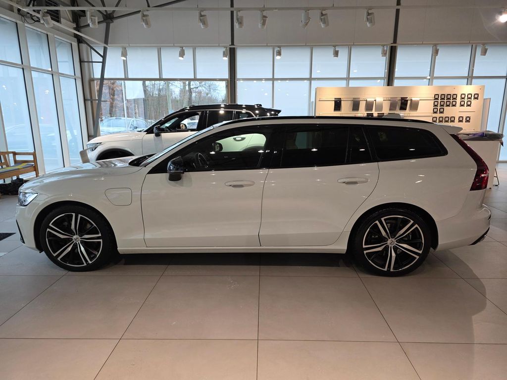 Volvo V60 2021