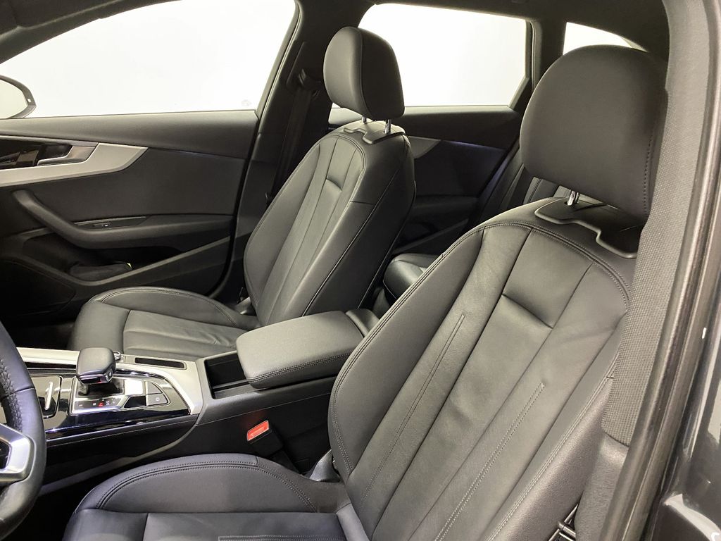 Audi A4 2021