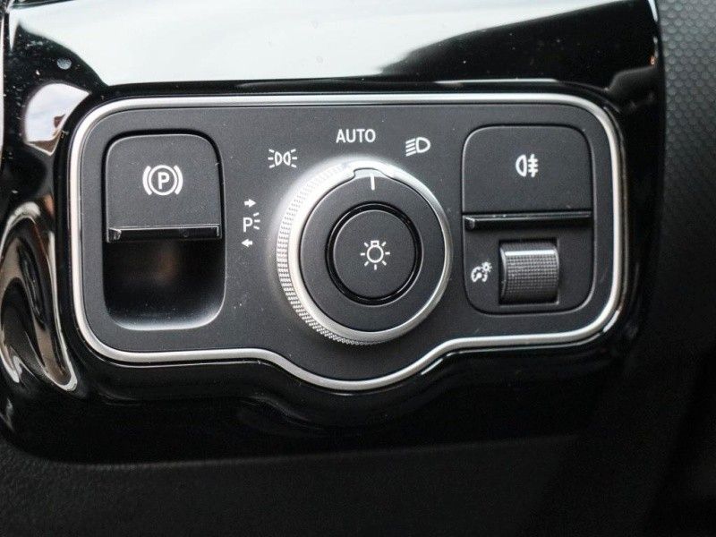 Mercedes-Benz A 250 2024