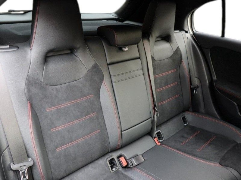 Mercedes-Benz A 250 2024