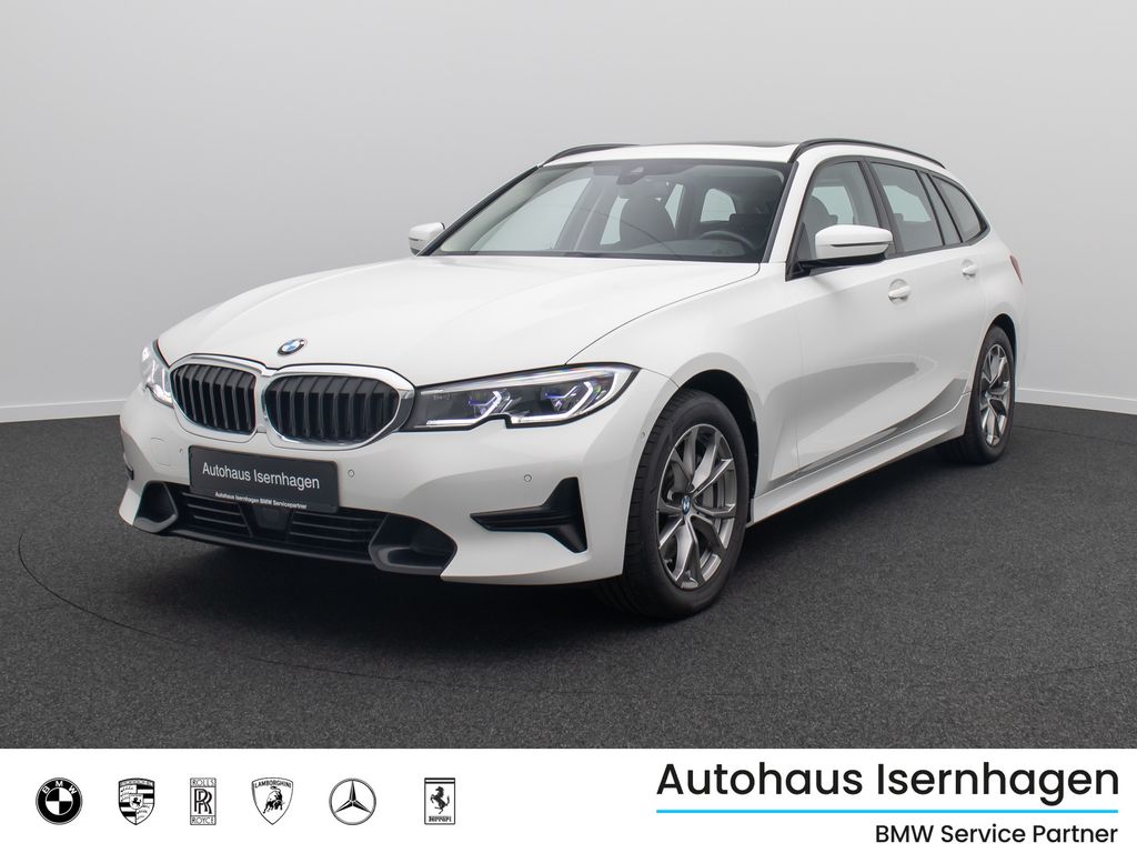 BMW 330 2022