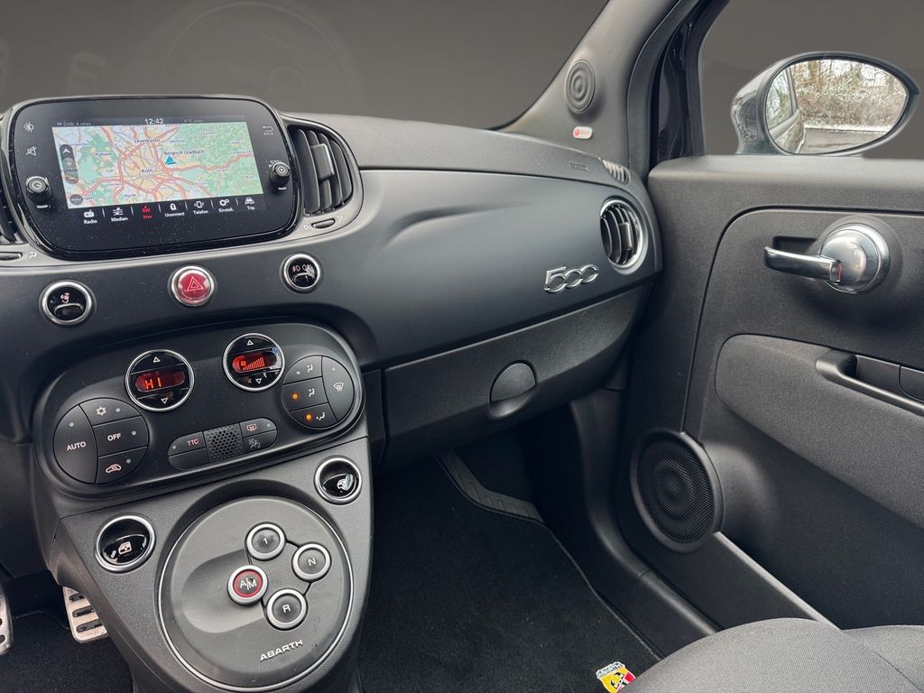 Abarth 595C 2022