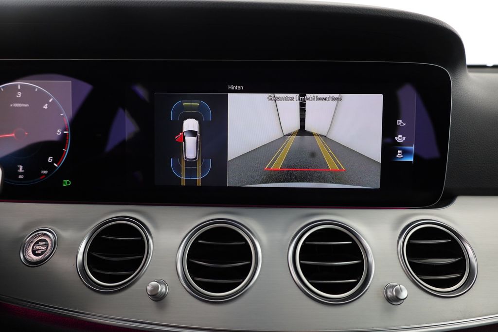 Mercedes-Benz E 220 2021