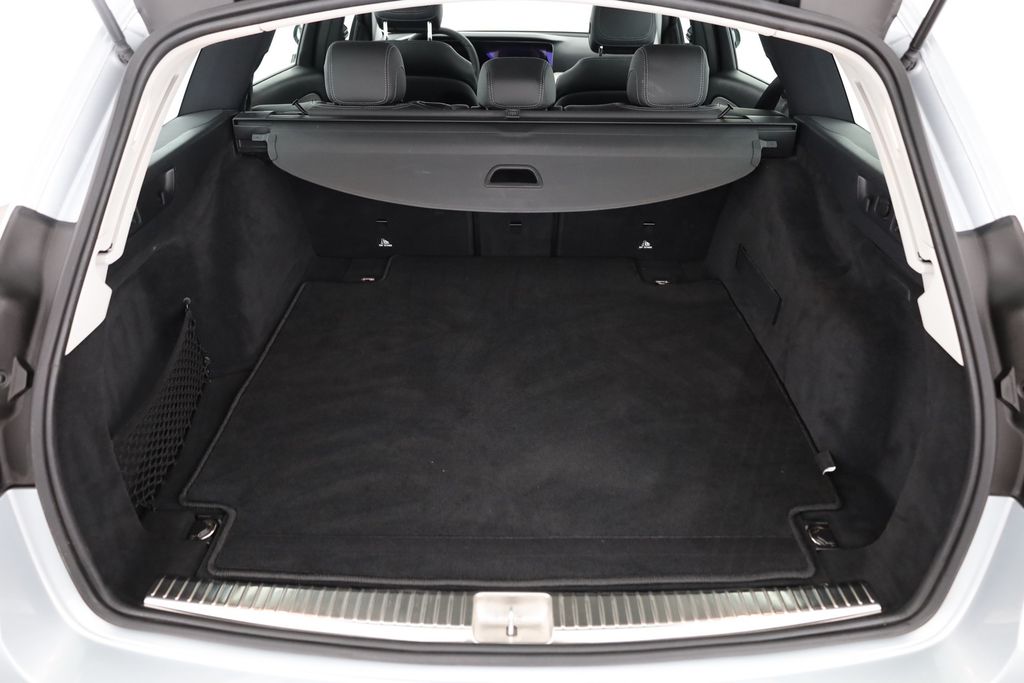 Mercedes-Benz E 220 2021