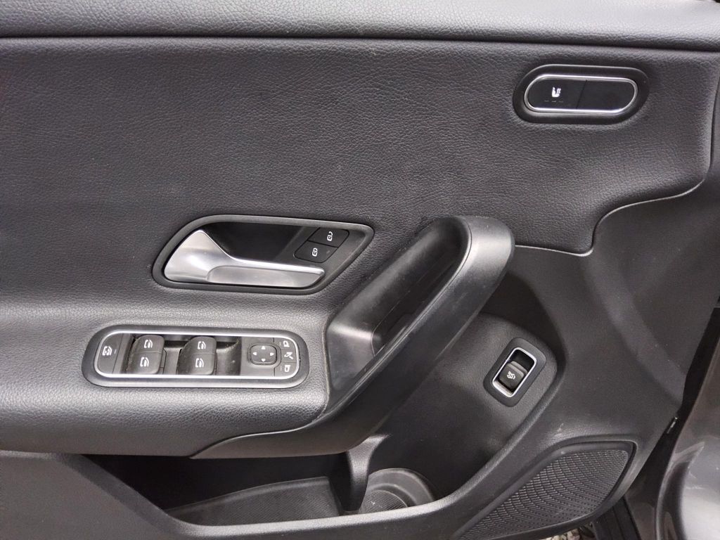 Mercedes-Benz A 180 2022