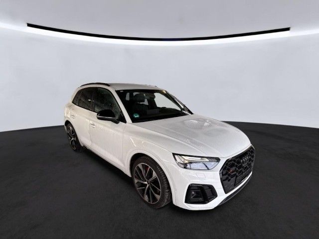 Audi SQ5 2022
