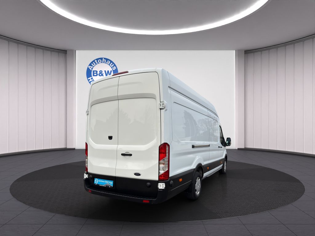 Ford Transit 2024