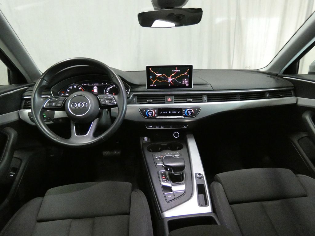 Audi A4 2019