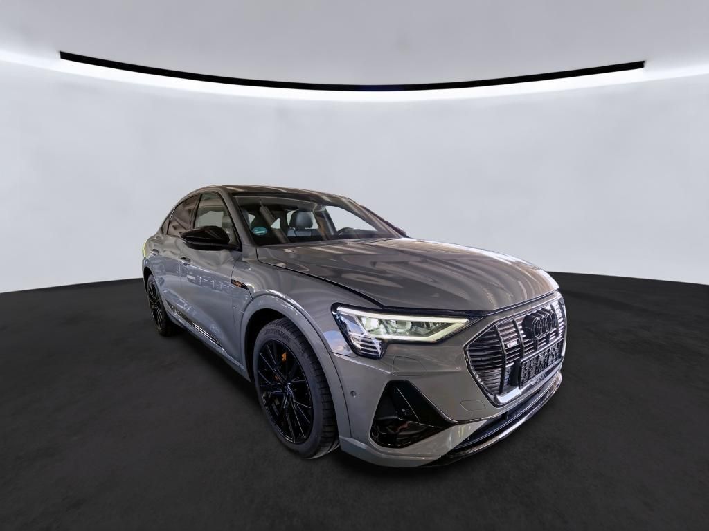 Audi e-tron 2022