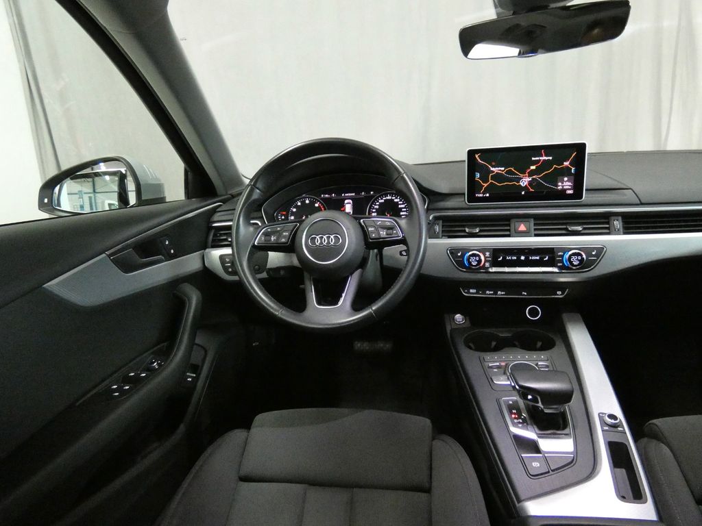 Audi A4 2019