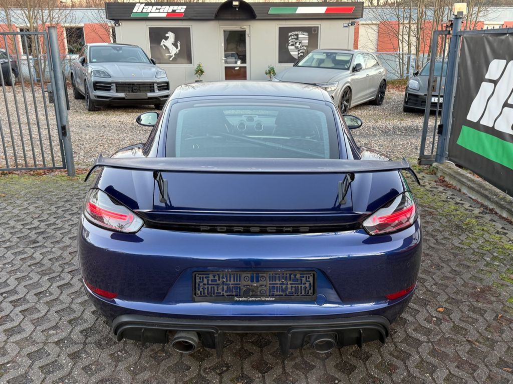 Porsche Cayman 2021