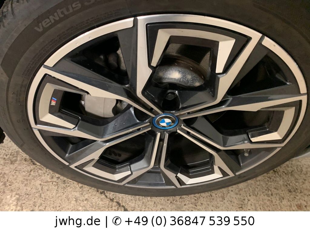 BMW i4 2023