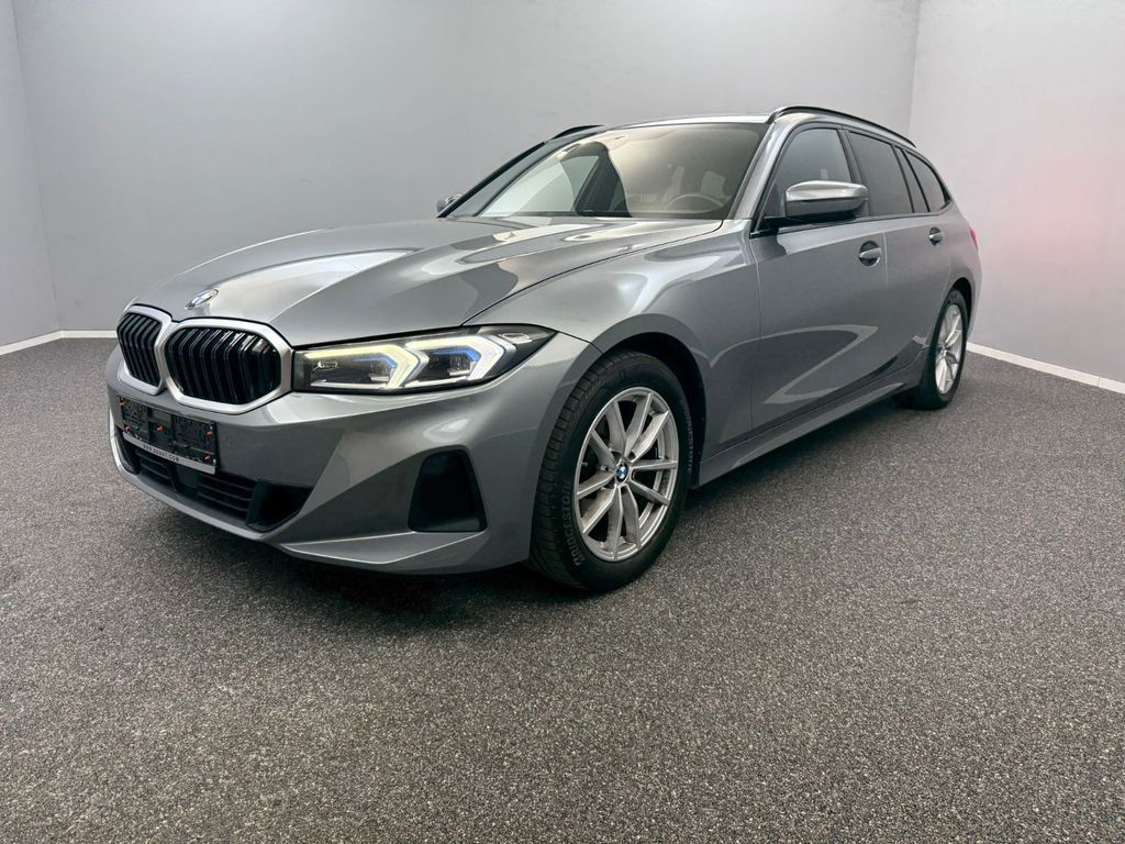 BMW 318 2023