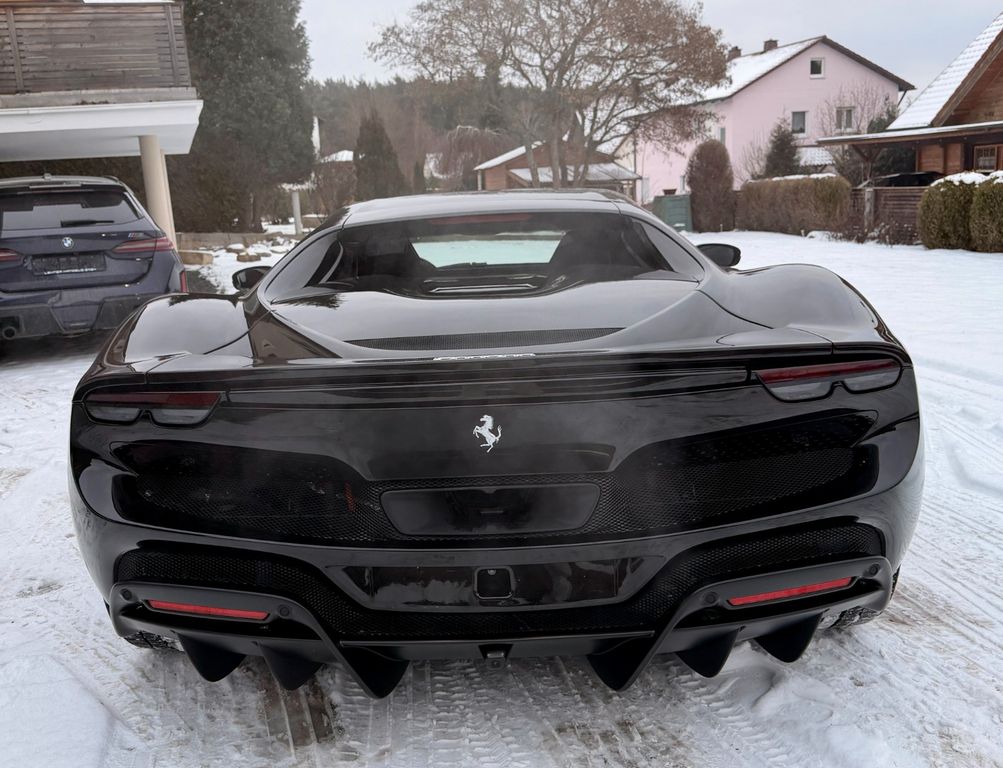 Ferrari 296 GTB 2023