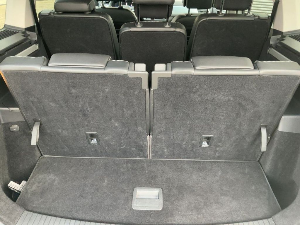 Volkswagen Touran 2025