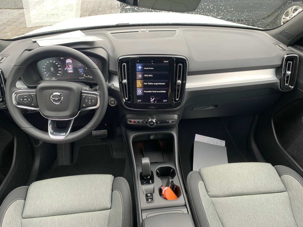 Volvo XC40 2023