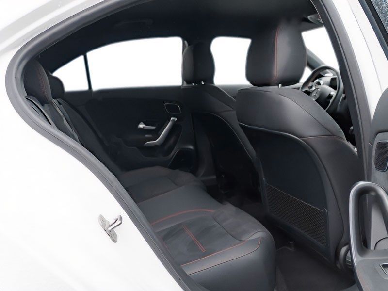 Mercedes-Benz A 250 2024