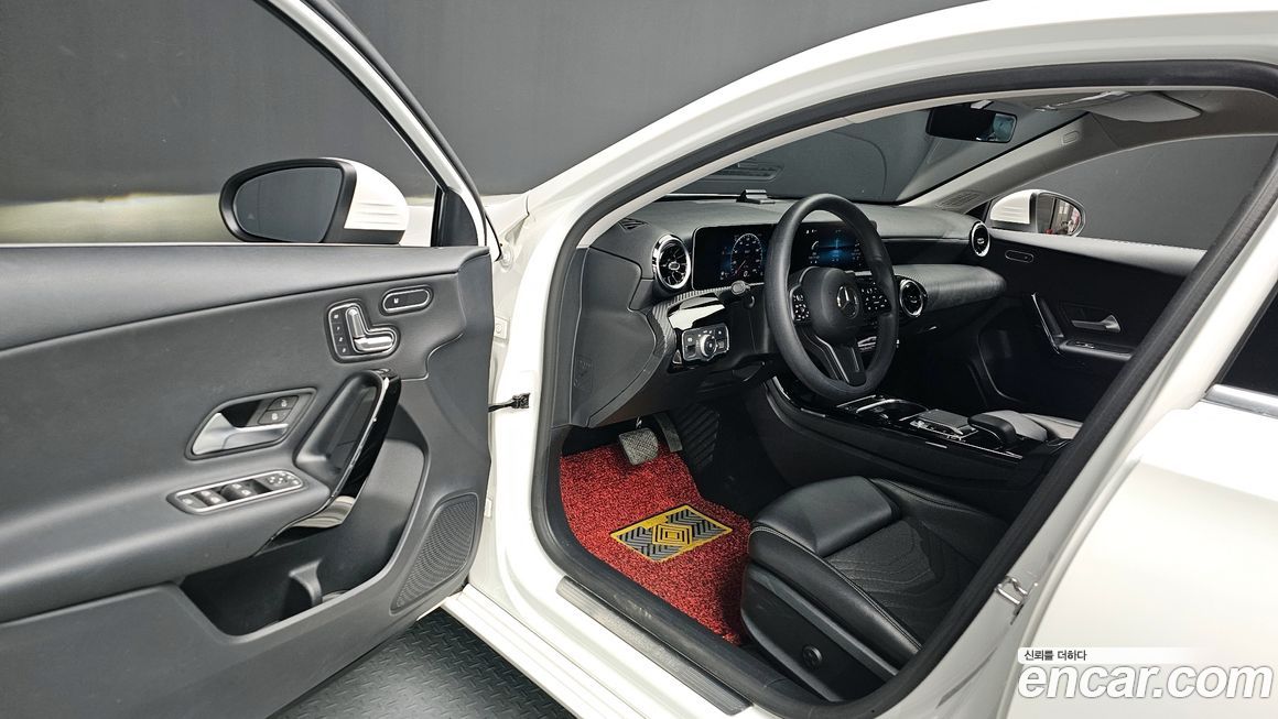 Mercedes-Benz A-Class 2019