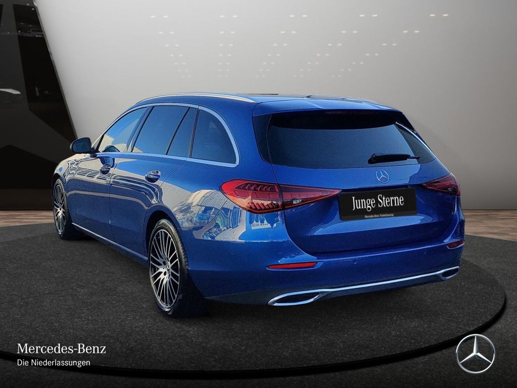 Mercedes-Benz C 220 2025