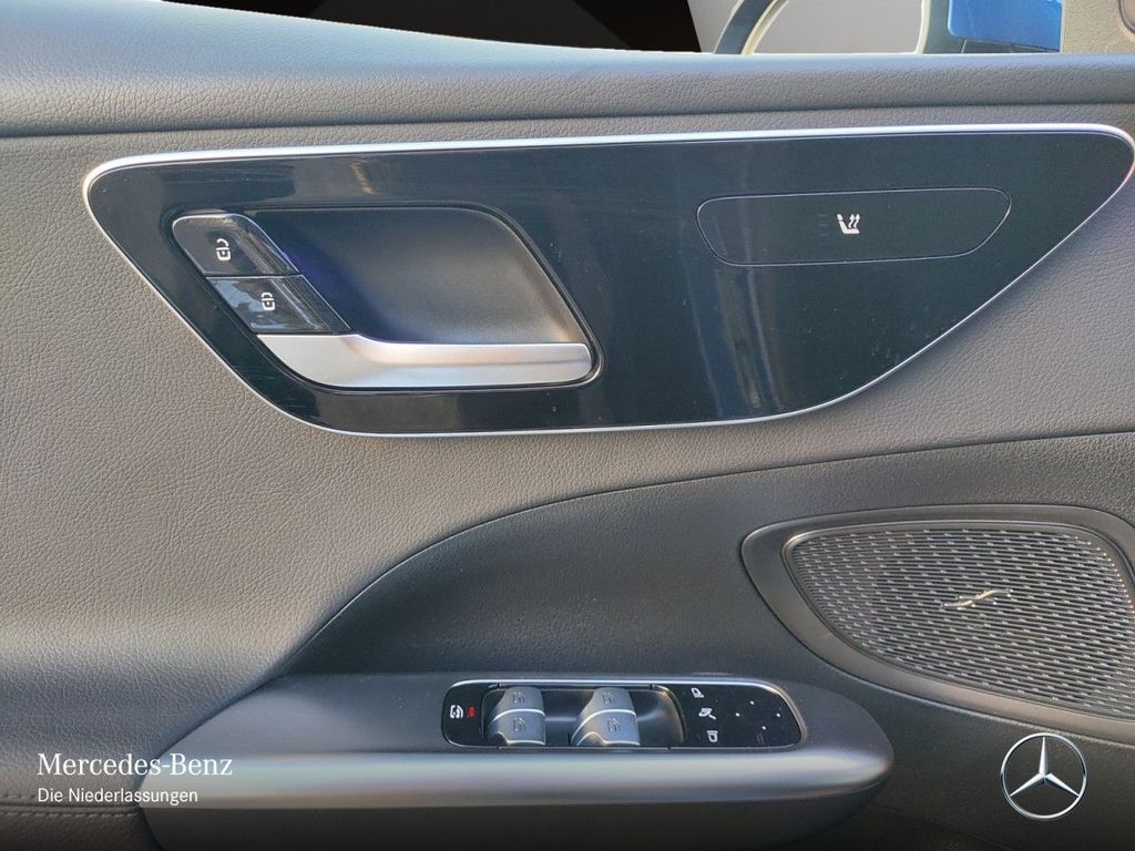 Mercedes-Benz C 220 2025