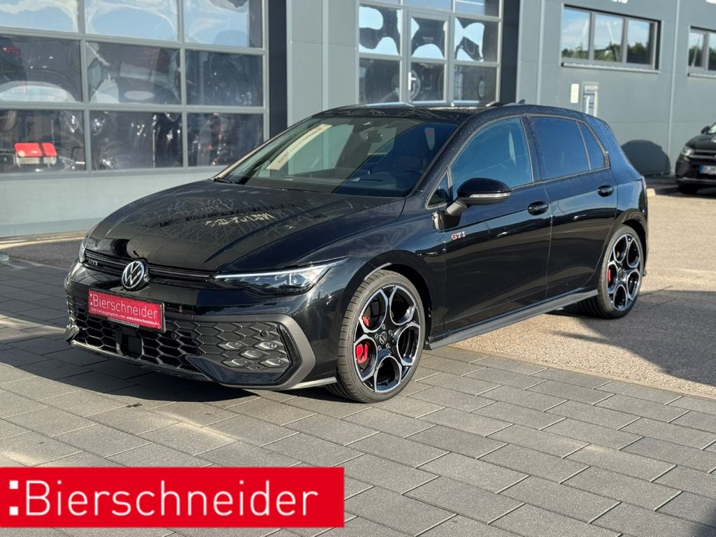 Volkswagen Golf 2024