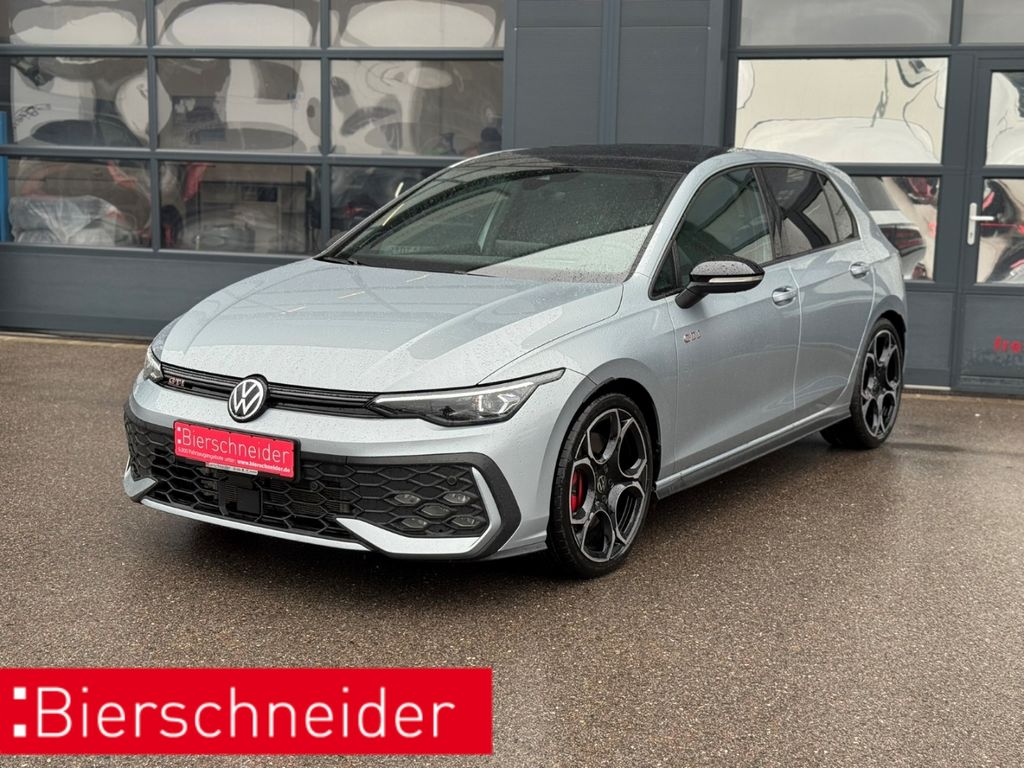 Volkswagen Golf 2024