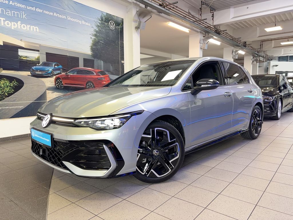 Volkswagen Golf 2025