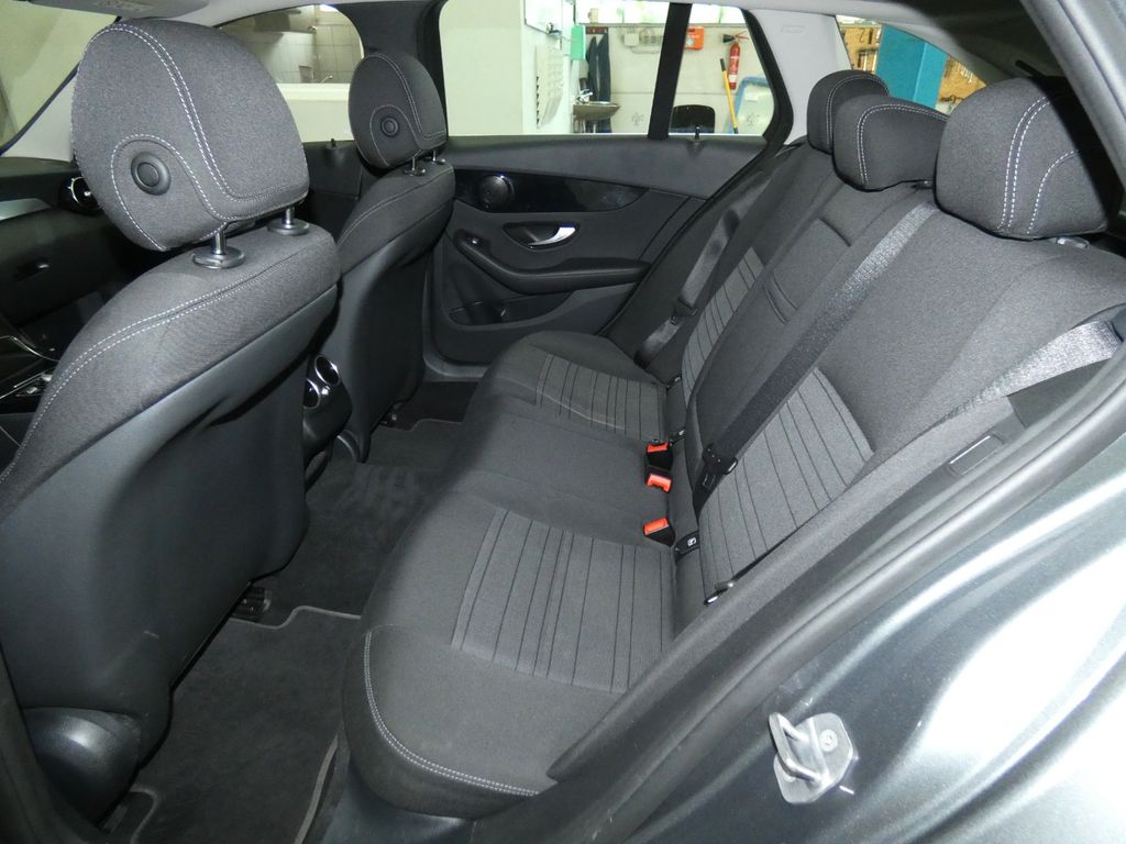 Mercedes-Benz C 200 2021